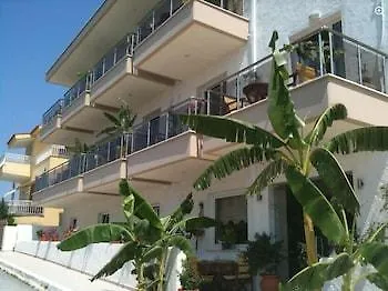 Heraion Hotel 2*